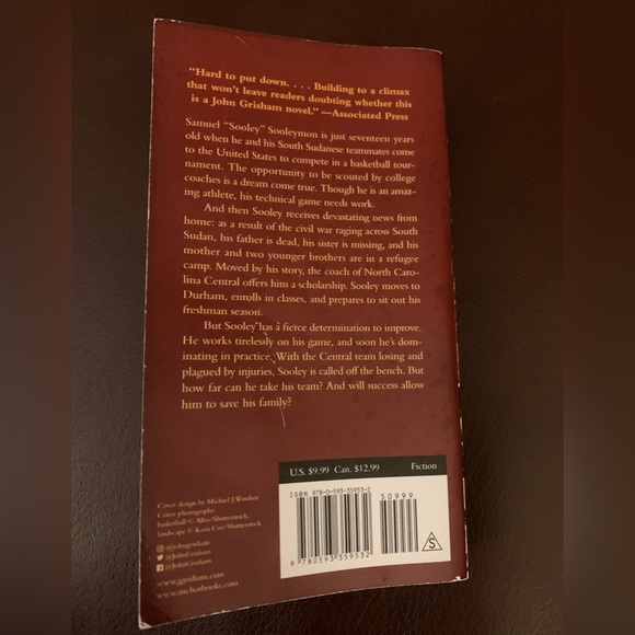 John Grisham Books (3) - Picture 7 of 7